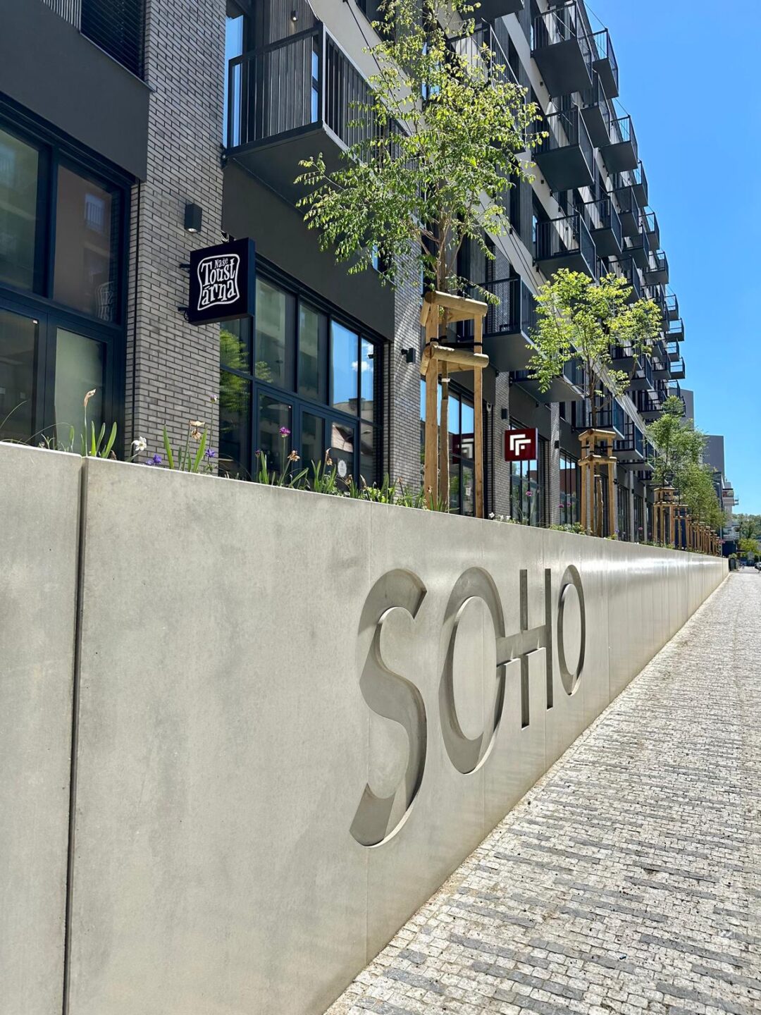 Pohledová zeď SOHO – Praha