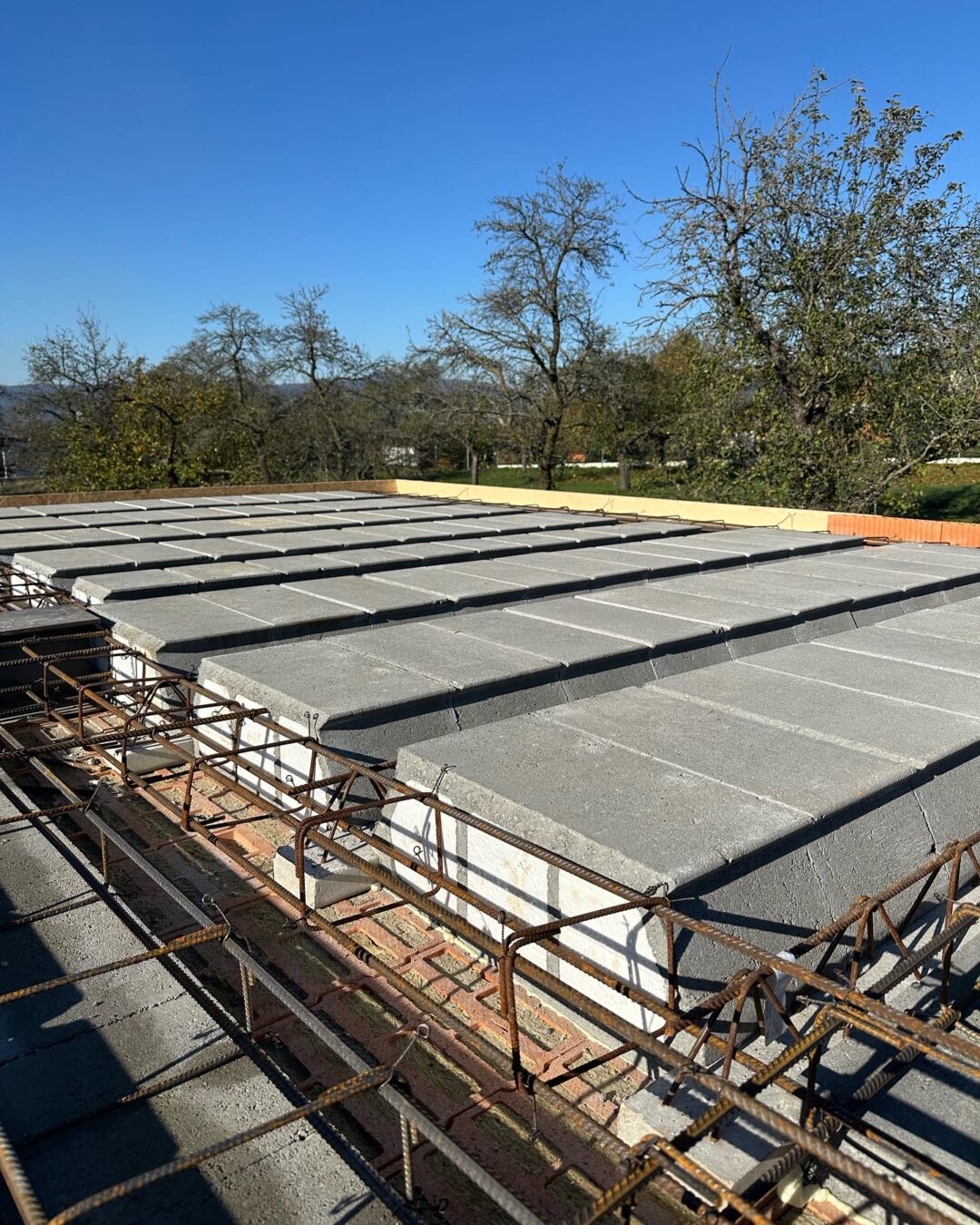 Zemědělská budova Makov